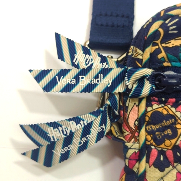 Vera Bradley x Harry Potter Small Crossbody In Home To Hogwarts Pattern - Picture 4 of 6